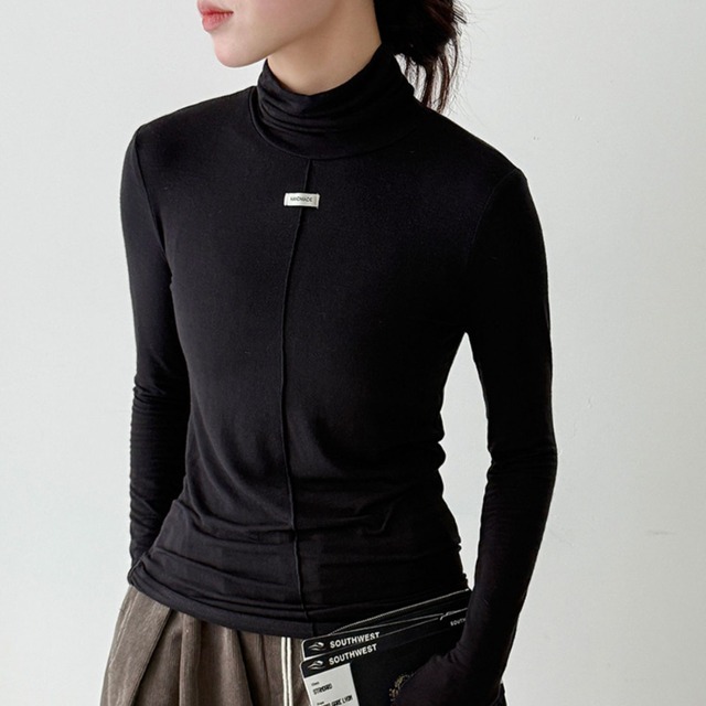 high-neck fitted cut-and-sew top J00146