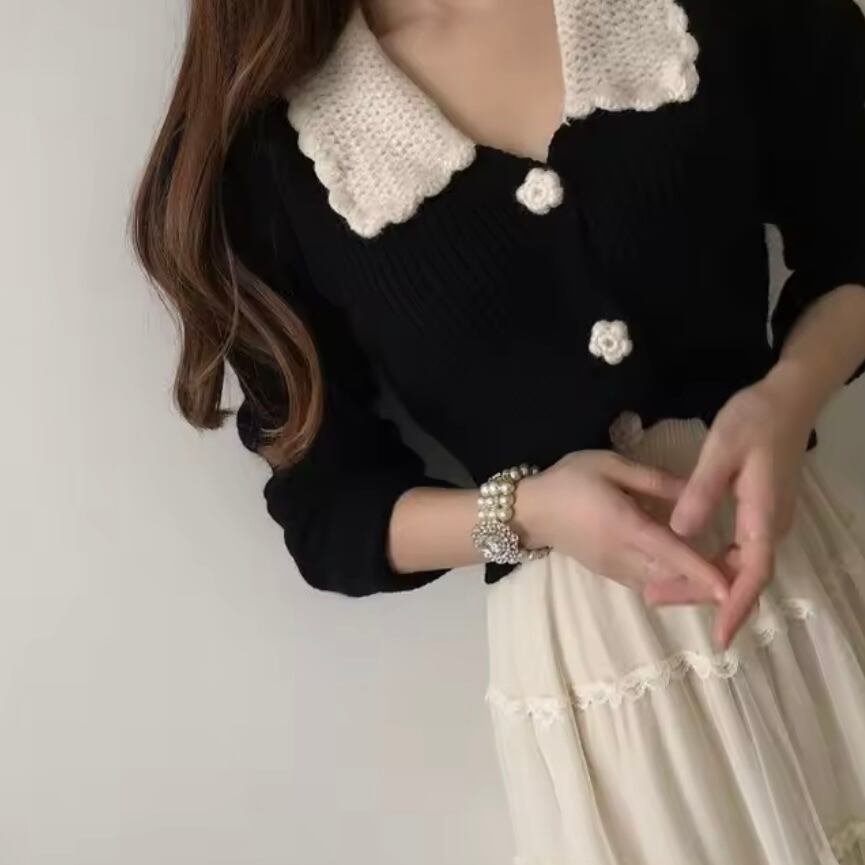 スカラップカラーフラワーボタンカーディガン