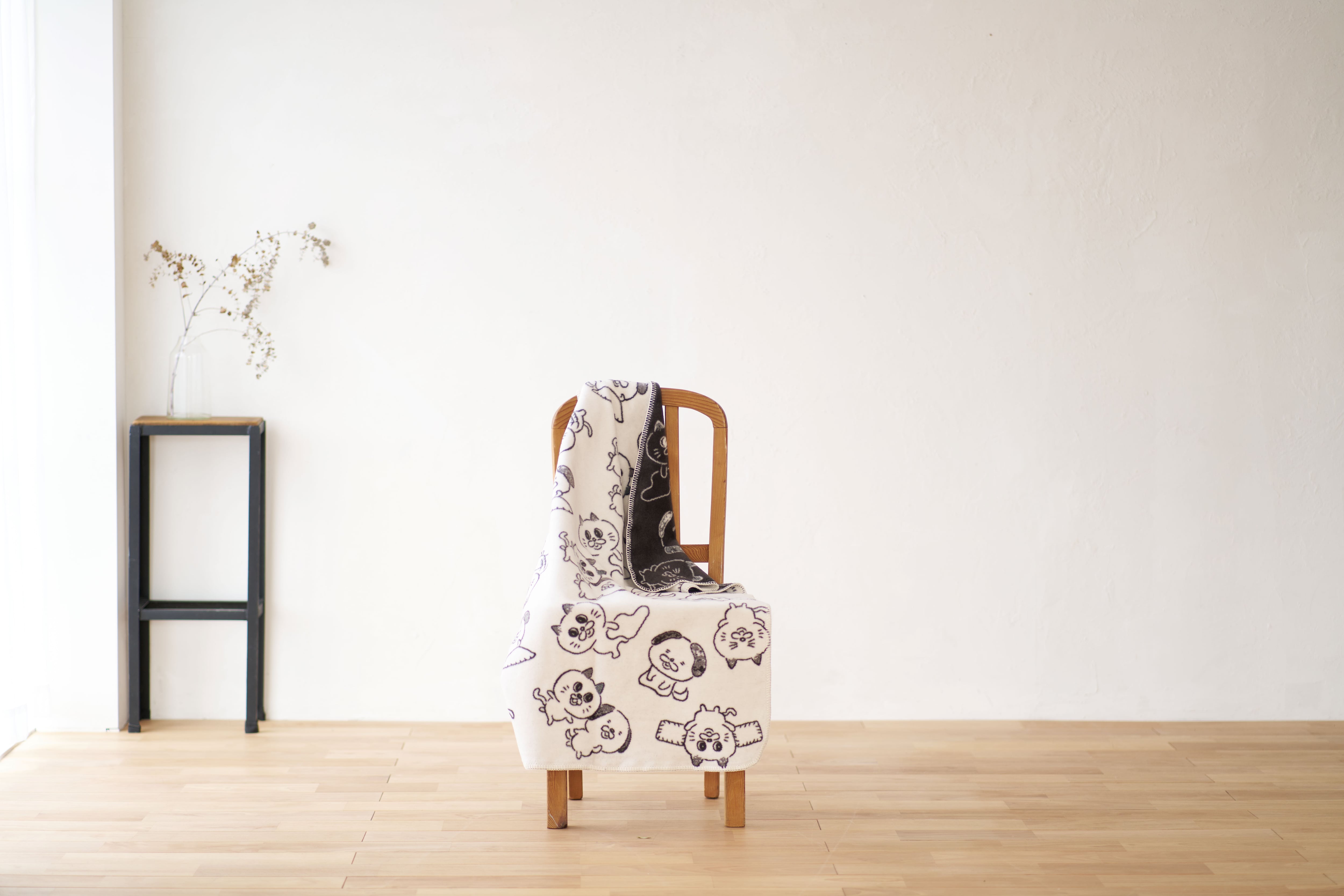 組合公式キャラクター「ブランとケットン」／ひざ掛け | 日本毛布工業組合