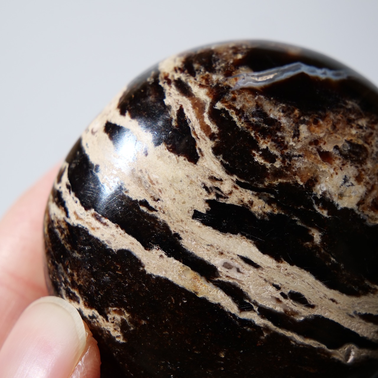 ブラック オパール / パーム パームストーン 握り石