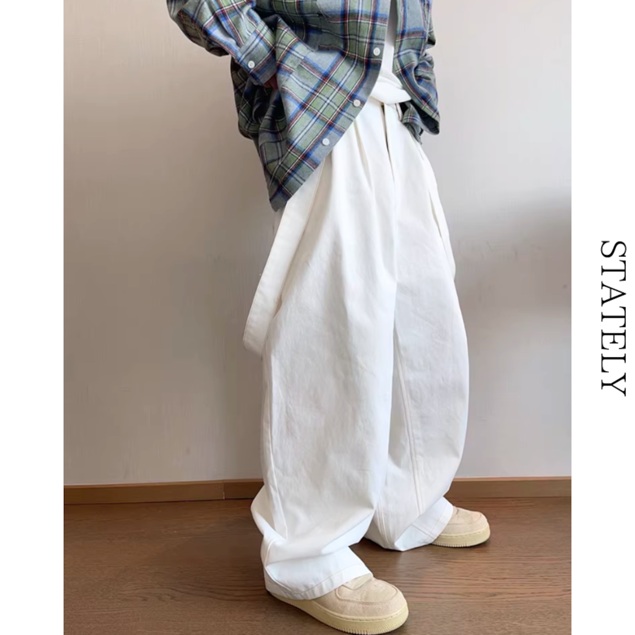 ホワイトワイドデニム Wide Tuck Pants_B114・画像2