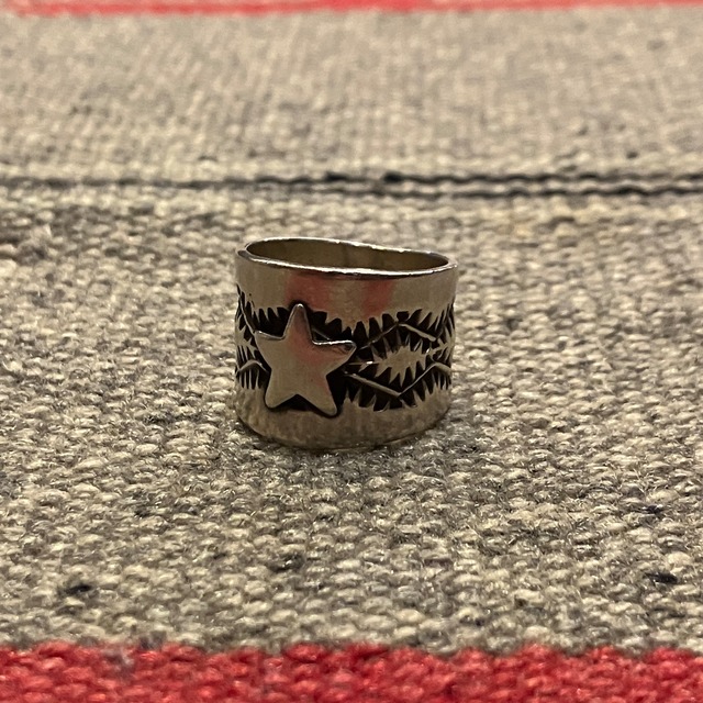 SUNSHINE REEVES SILVER RING