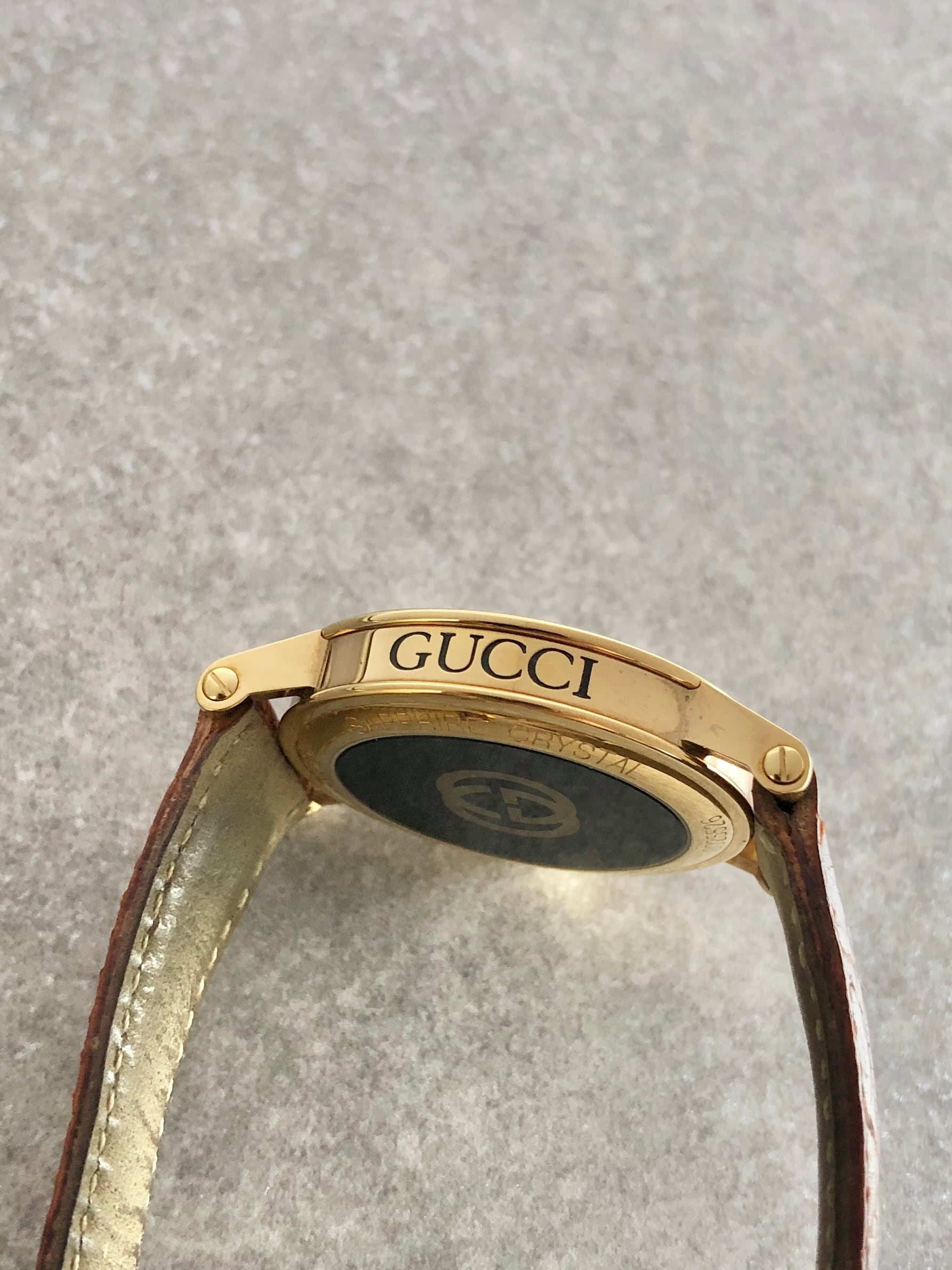 GUCCI グッチ 腕時計 ゴールド×ブラウン ローマ文字 型押しレザー