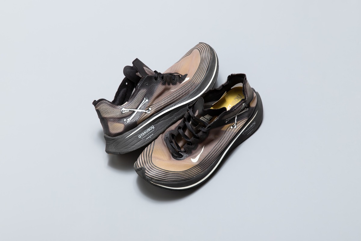 NIKE ZOOM FLY | GYAKUSOU | PLAYGROUND | スニーカーショップ