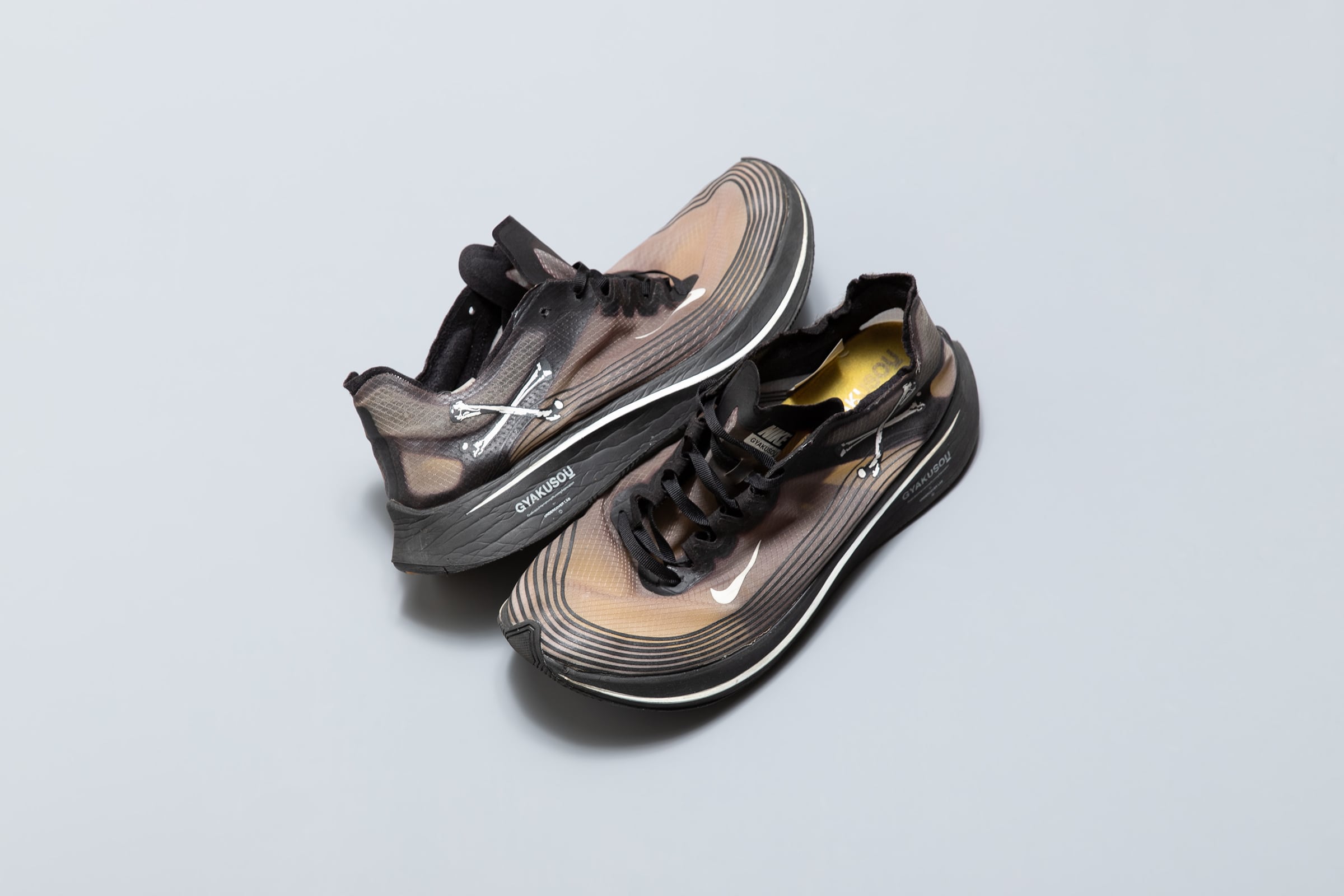 NIKE ZOOM FLY | GYAKUSOU
