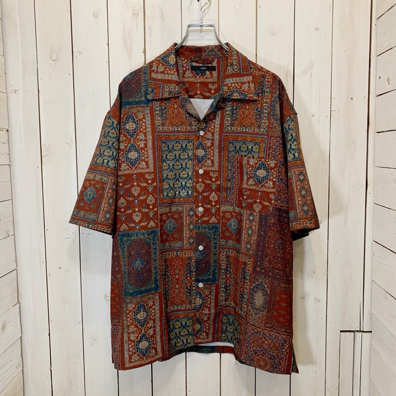 【13810010-15】 RETRO BATIK PATTERN SHORT SLEEVE SHIRT / レトロ　バティック柄 半袖 シャツ