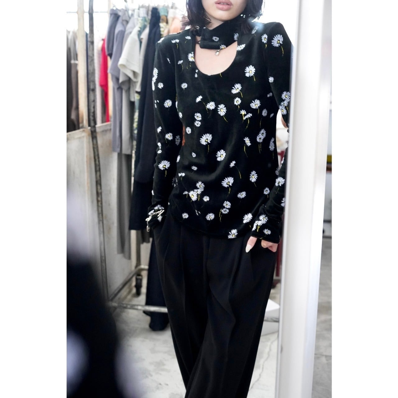 Mame Kurogouchi / Velour Jersey Floral High Neck Top ( BLACK, NAVY