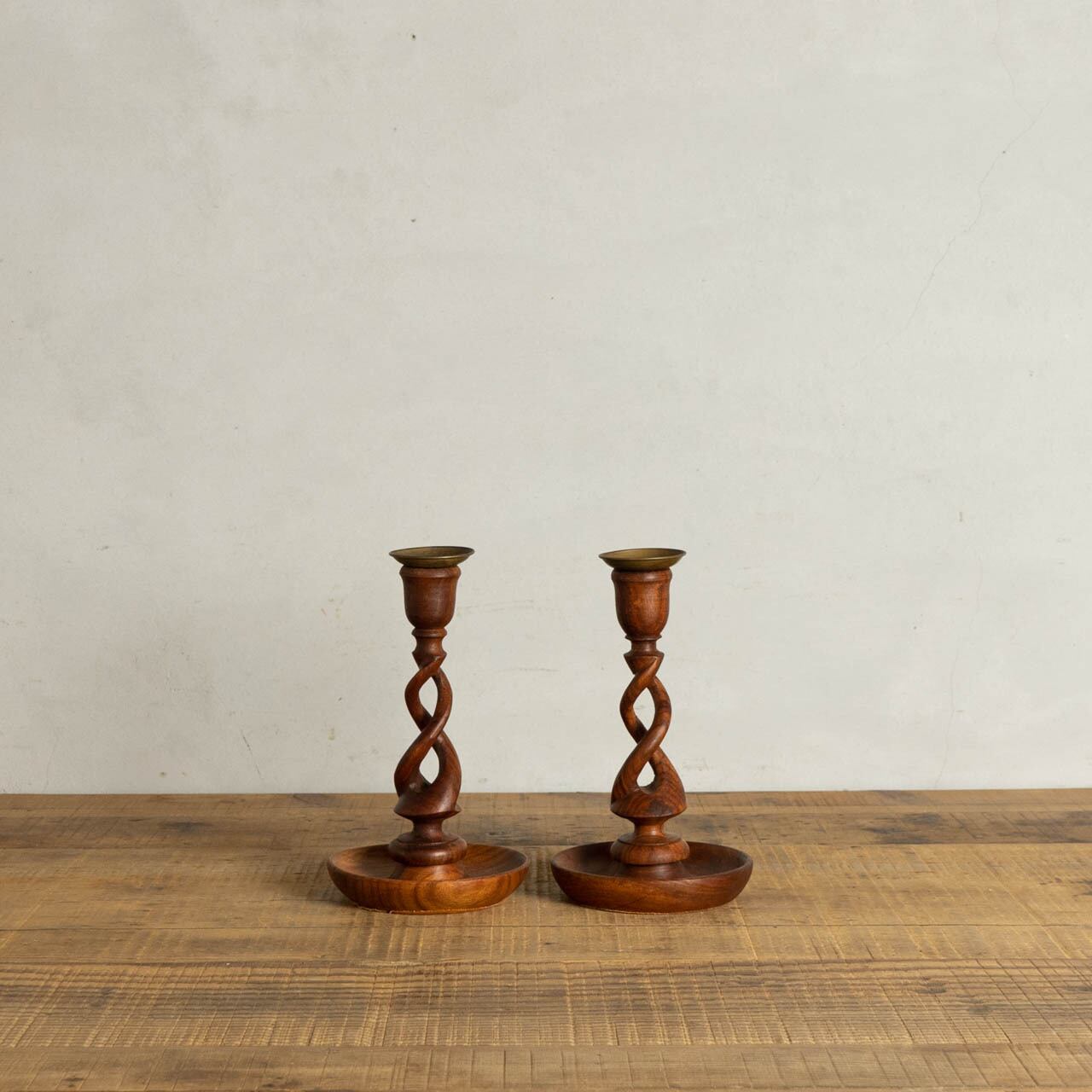 Candle Stand Set / キャンドル スタンド セット〈燭台・蝋燭・ロウソク・アンティーク・ヴィンテージ〉 112497 |  SHABBY'S MARKETPLACE　アンティーク・ヴィンテージ 家具や雑貨のお店 powered by BASE
