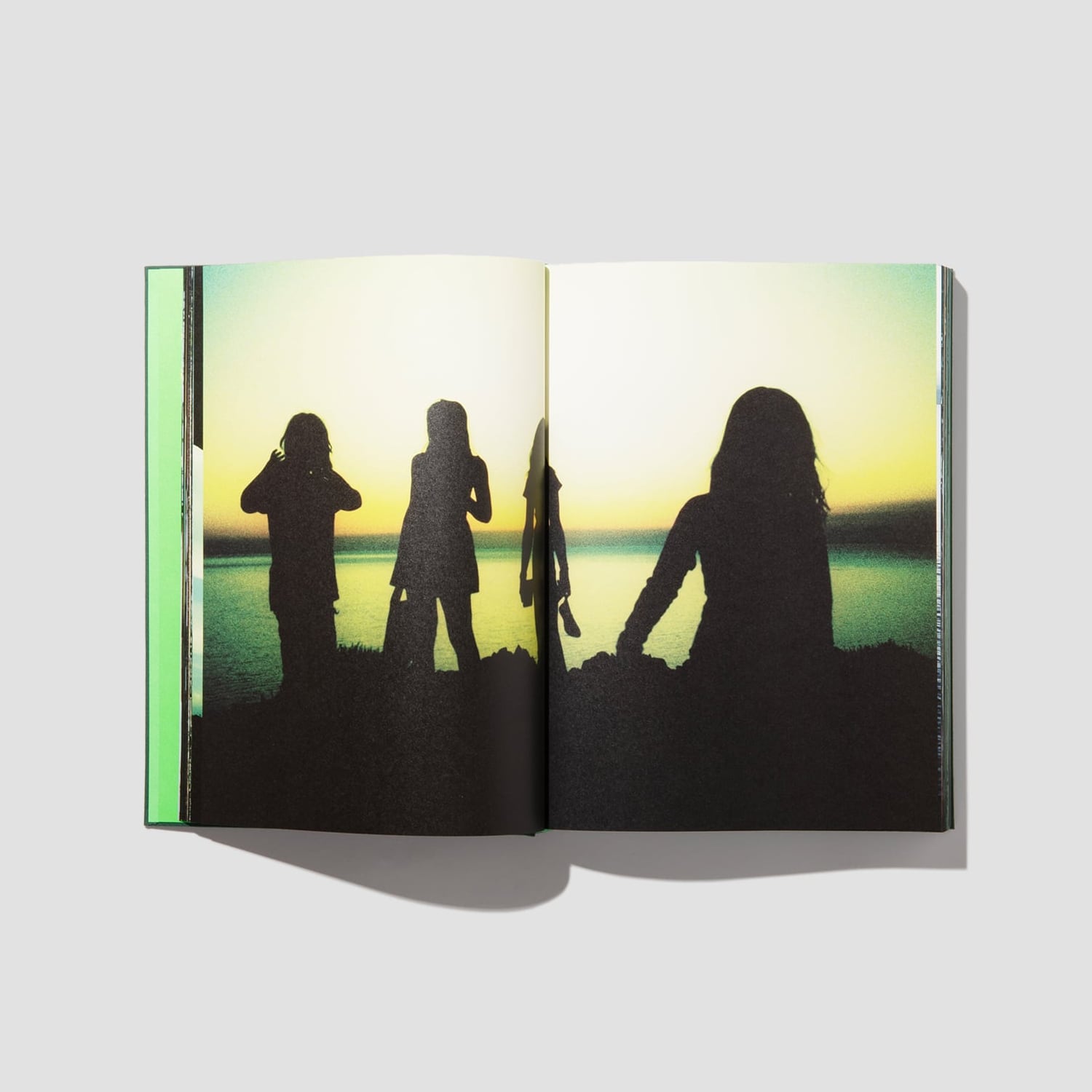 UNEEK BASEMNT - Discover independent style.