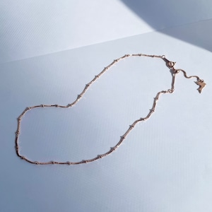 Dots Chain Necklace / Rose Gold on Sterling Silver
