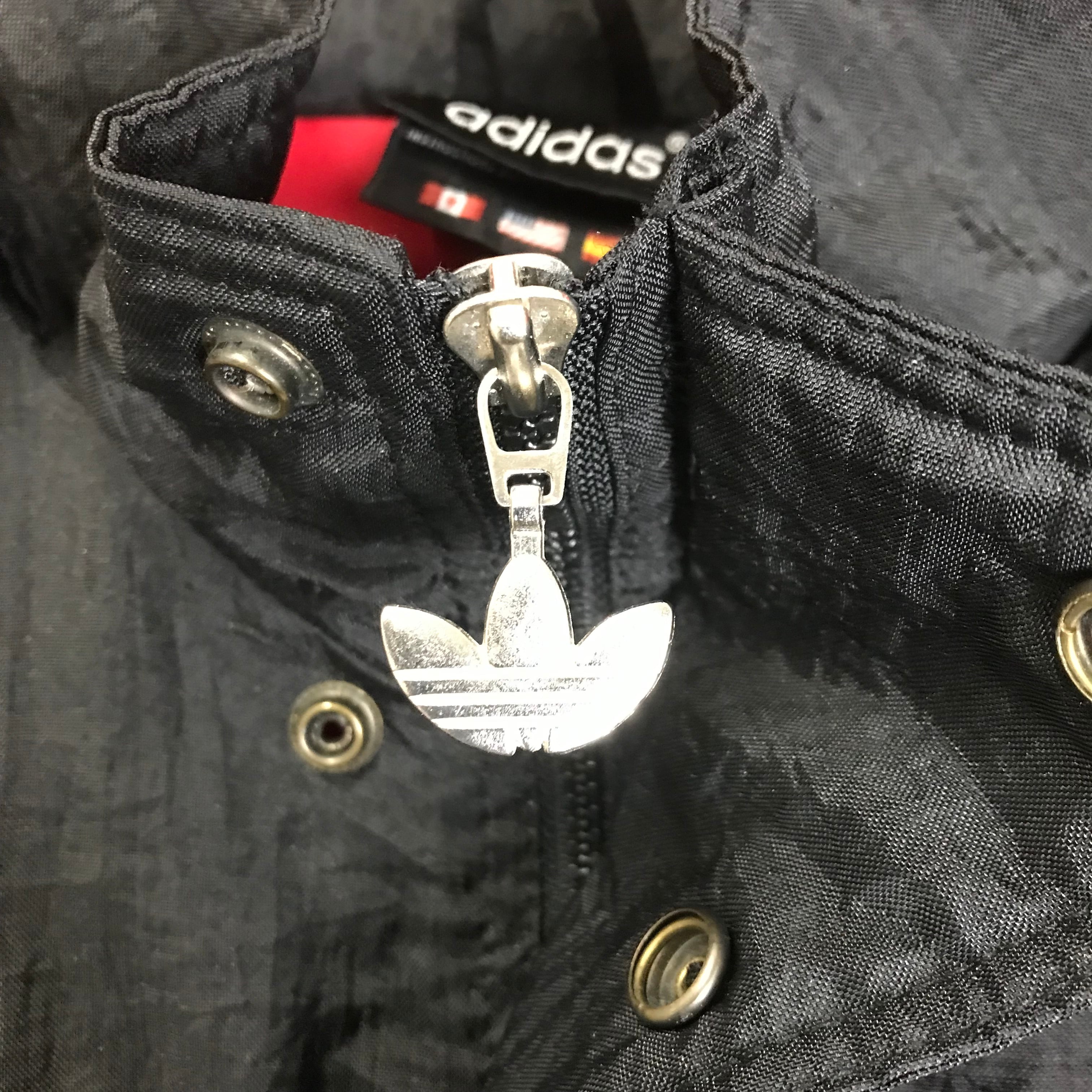 ☆90s VINTAGE adidas 中綿入り ナイロン コーチジャケット フード