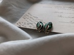 AMERICA vintage green earring