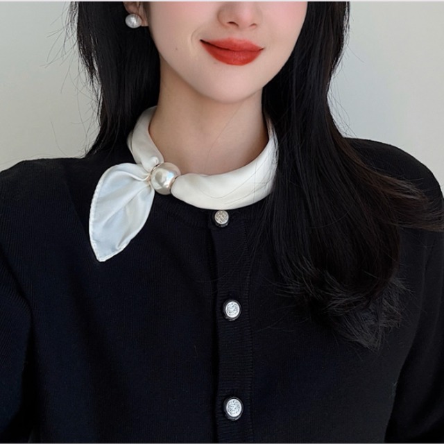 パールモチーフサテンマグネスカーフ　A3106