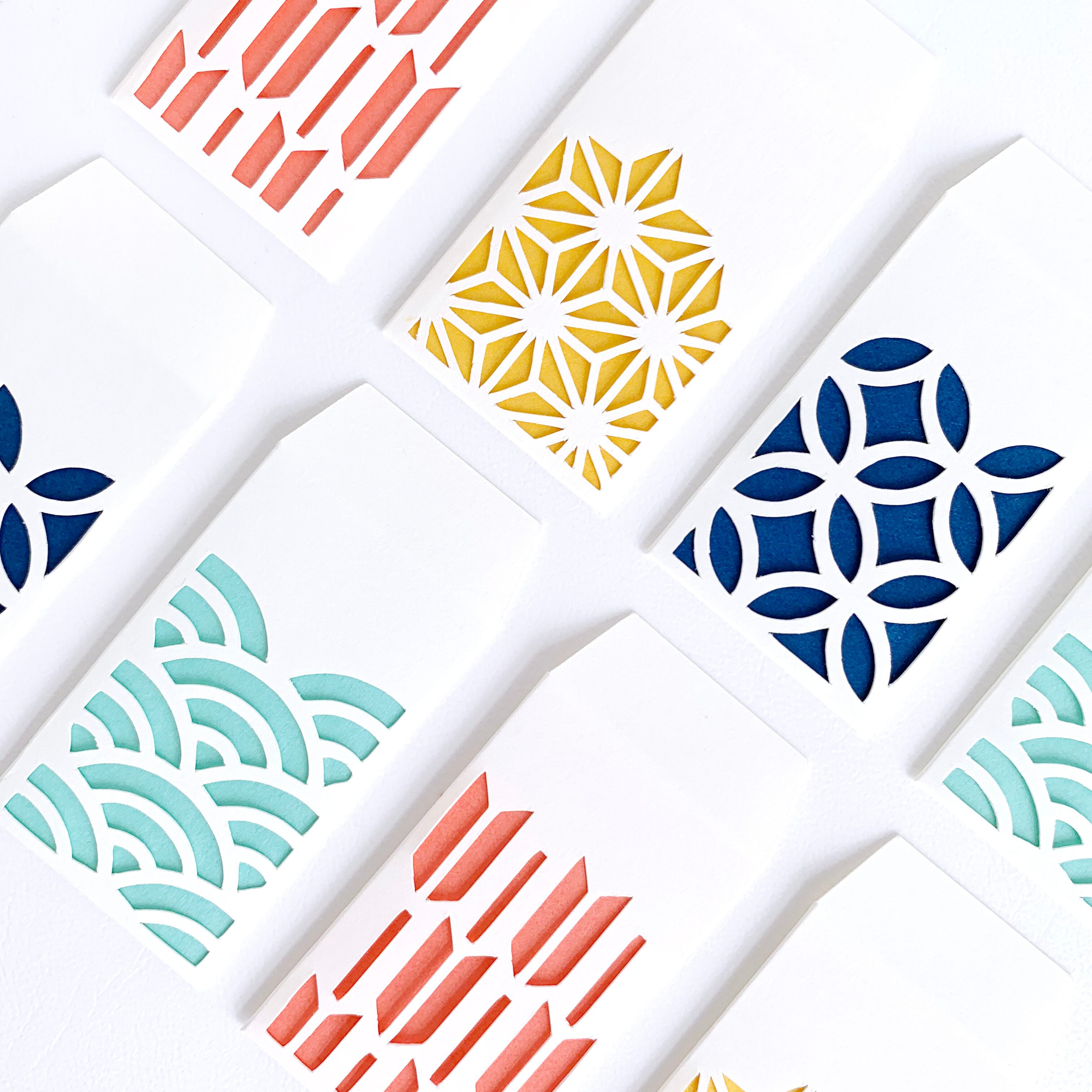 和柄切り絵のぽちぽち袋 オフホワイト サクラビヨリ ハレの日を彩る手作りアイテム