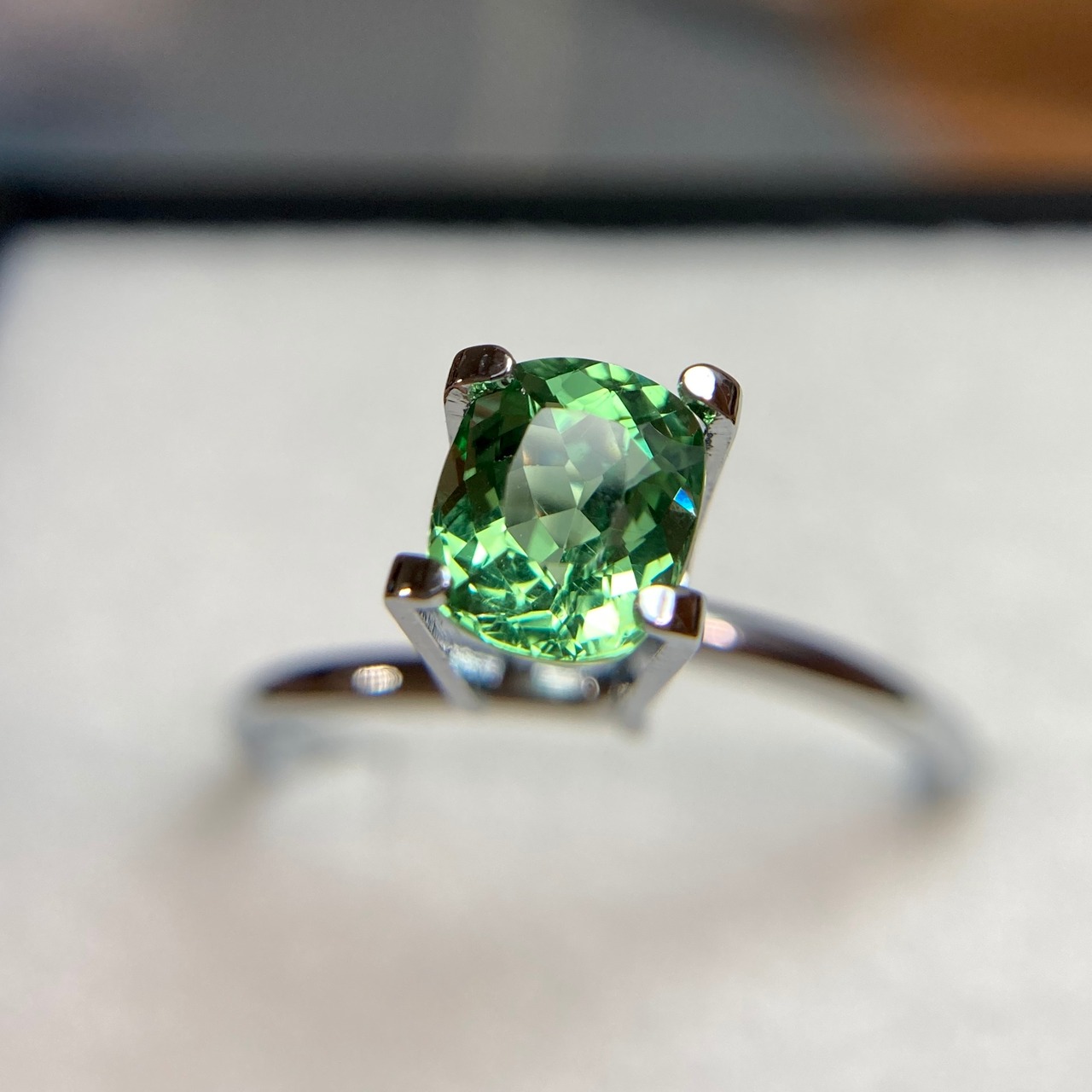 アパタイト 1.150ct グリーン 簡易ソーティング付き No.107