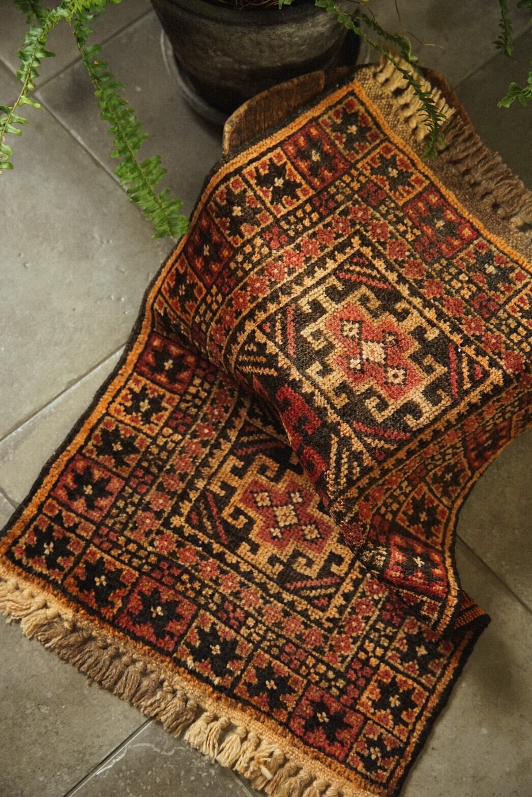 252 -Vintage Ali khoja rug