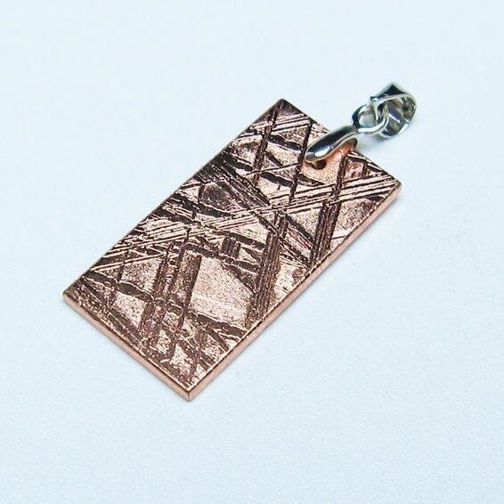 ギベオン ペンダント 隕石 メテオライト ピンクゴールド 一点物 メール便可 112-13512