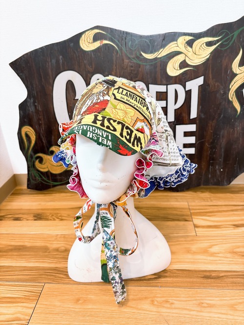 2wy babushka cap ハープを弾く美女とダック達柄