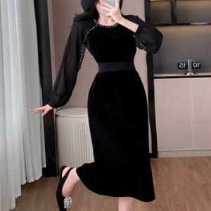 【送料無料】 ロングドレス ワンピース 衣装 ミモレ 長袖 ランタンスリーブ Uネック Aライン フレア プルオーバー 異素材切り替え ドッキング 透け感 シースルー ベロア ベルベット 厚手生地 エレガント 可愛い 大人可愛い きれいめ シンプル カジュアル シック コンサバ 華やか 大人 上品 おしゃれ お洒落 主役級 こなれ感 高見え 高級感 フェミニン 無地 冬 30代 40代 レディース 女性用 お出かけ 女子会 お呼ばれ 休日 お茶会 入学式 入園式 結婚式 二次会 パーティ 演奏会