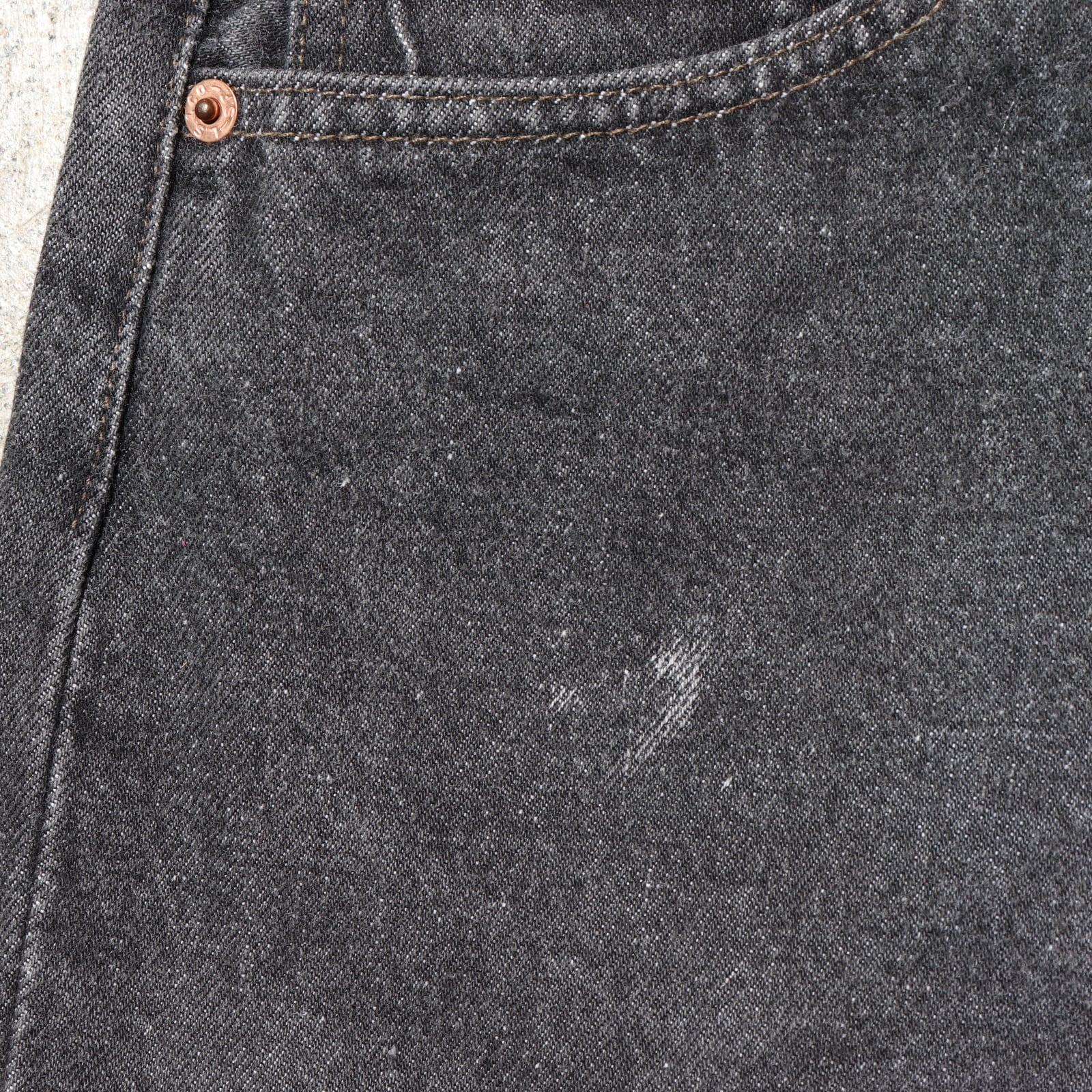 美品 36×32 Levi 