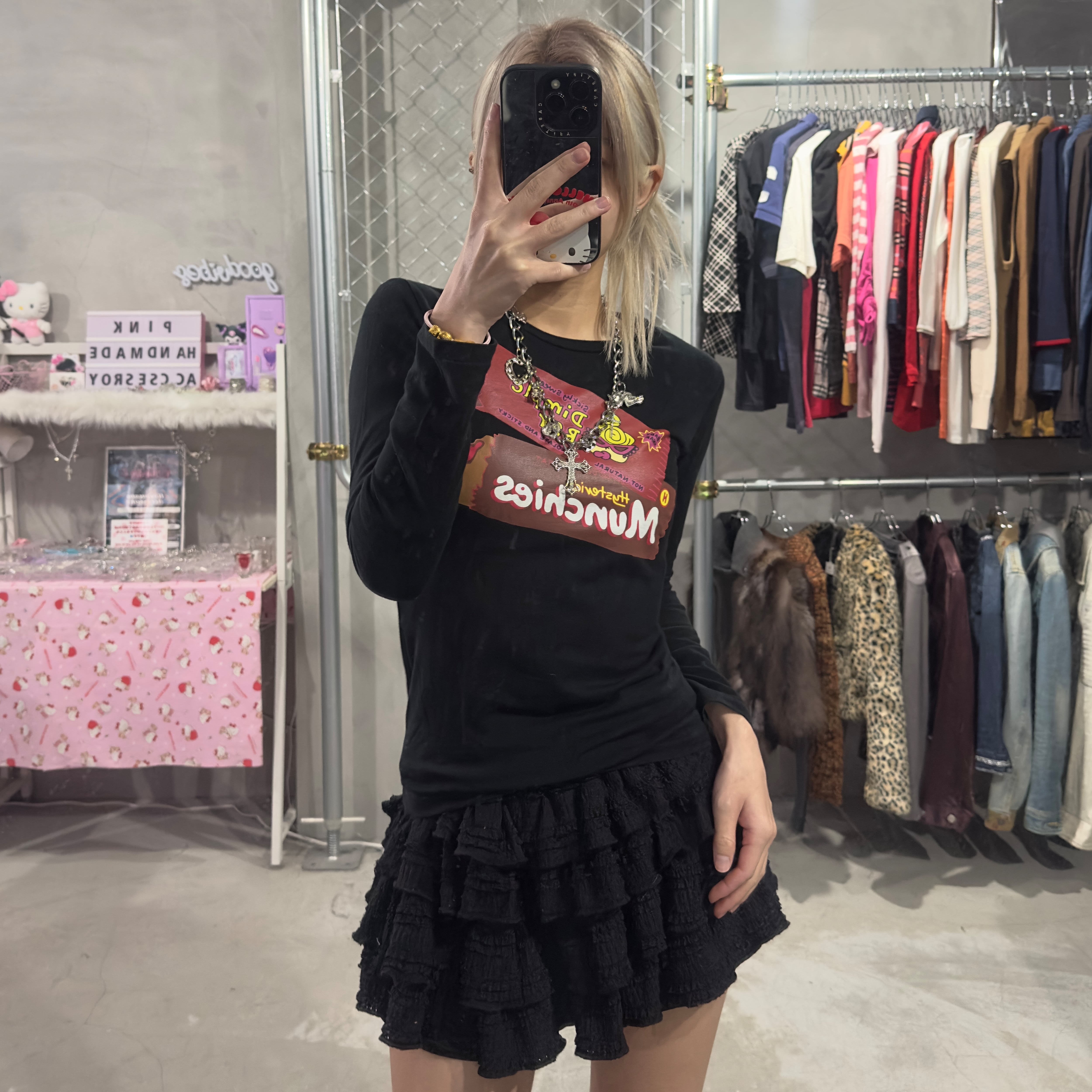 女の子の古着屋さん♡様 リクエスト 2点 まとめ商品 ヒスミニ ブラック ロンT | 古着屋 PINK