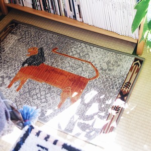 Lion rug