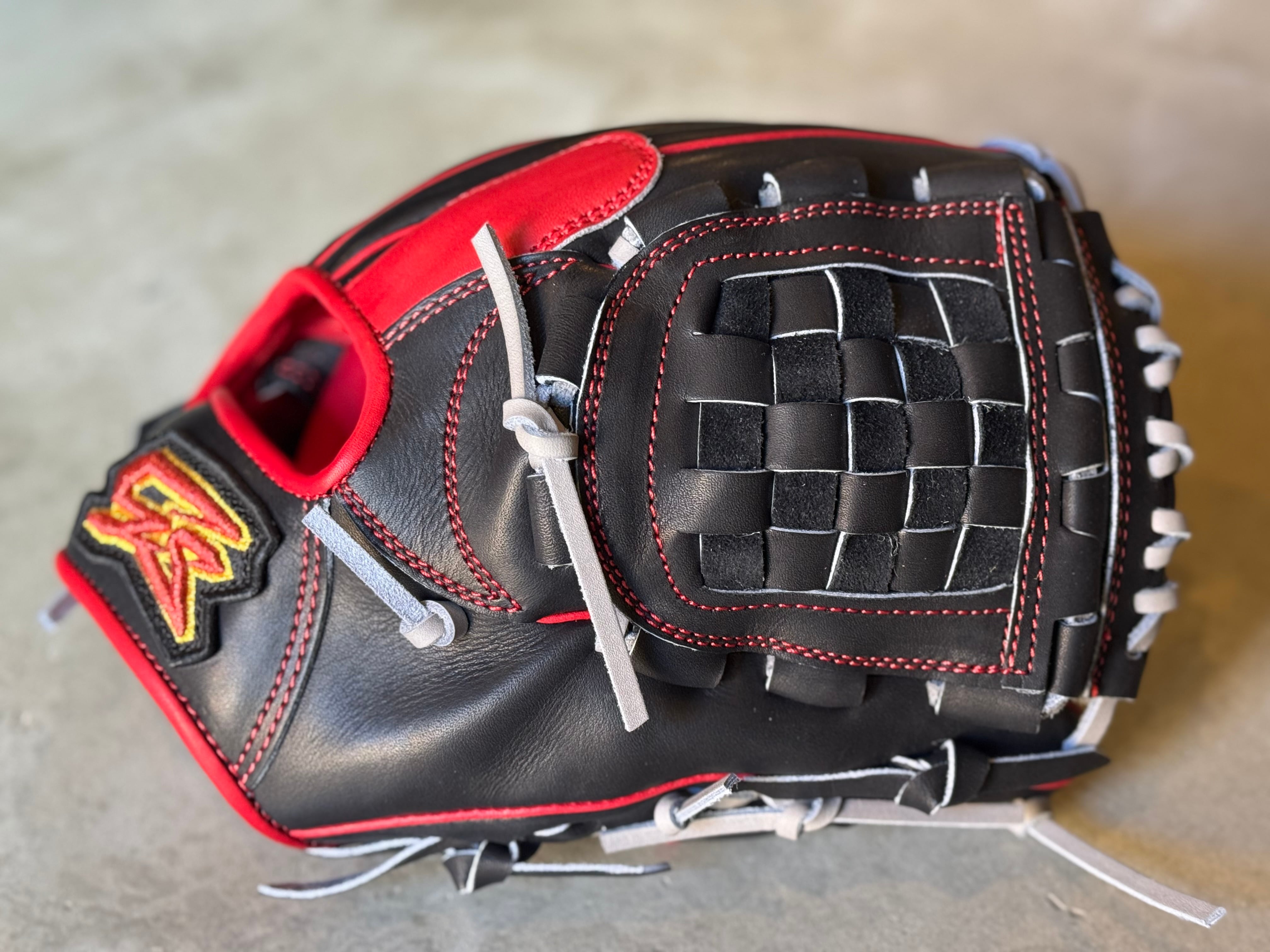 限定モデル【GS】軟式用グローブ 内野手当て挟み型 ゴリラブラック