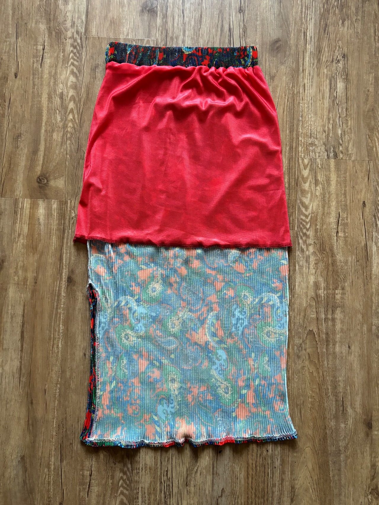 Vibrant paisley pattern pleats skirt-5184-3