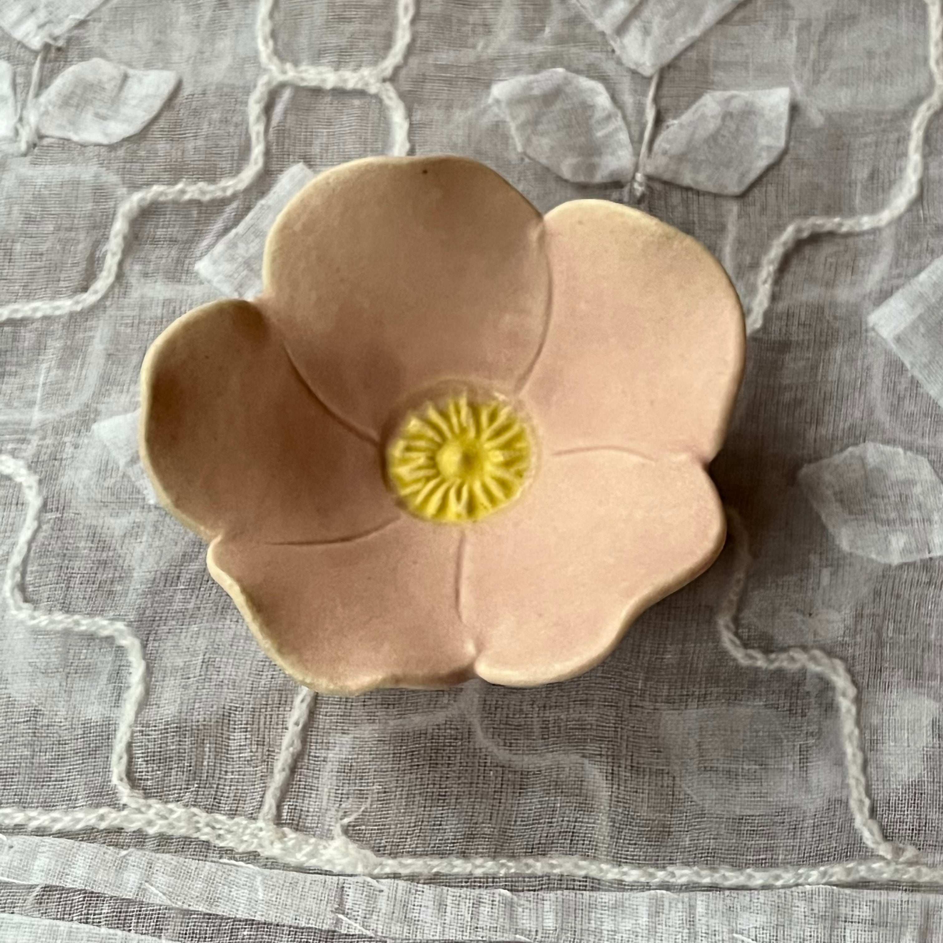 桐箱入】Flower 野の花々 花豆皿セット(幅7cm) | TSUNE;田中恒子の器