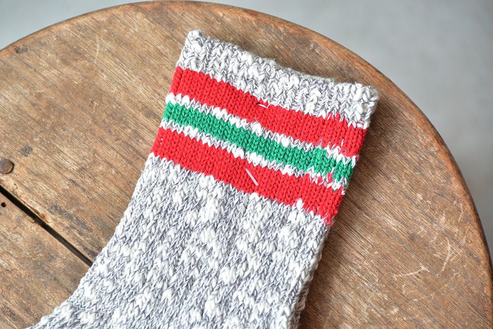 マウナケア Mauna Kea スラブネップ3本ラインソックス(106503)Red×Green