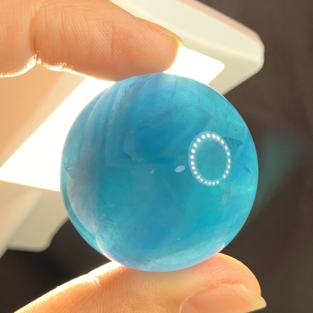 1.スカイブルーフローライトスフィア