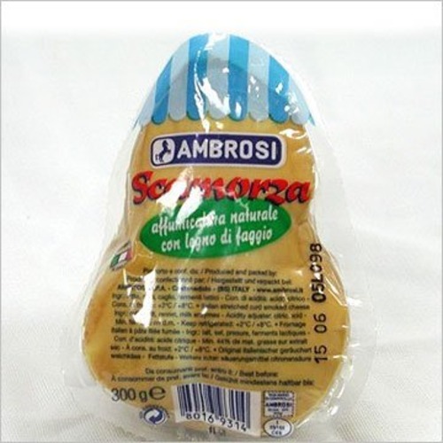 スモーク チーズ スカモルツァ アフミカータ　約300g イタリア産 イジニー社 毎週水・金曜日発送