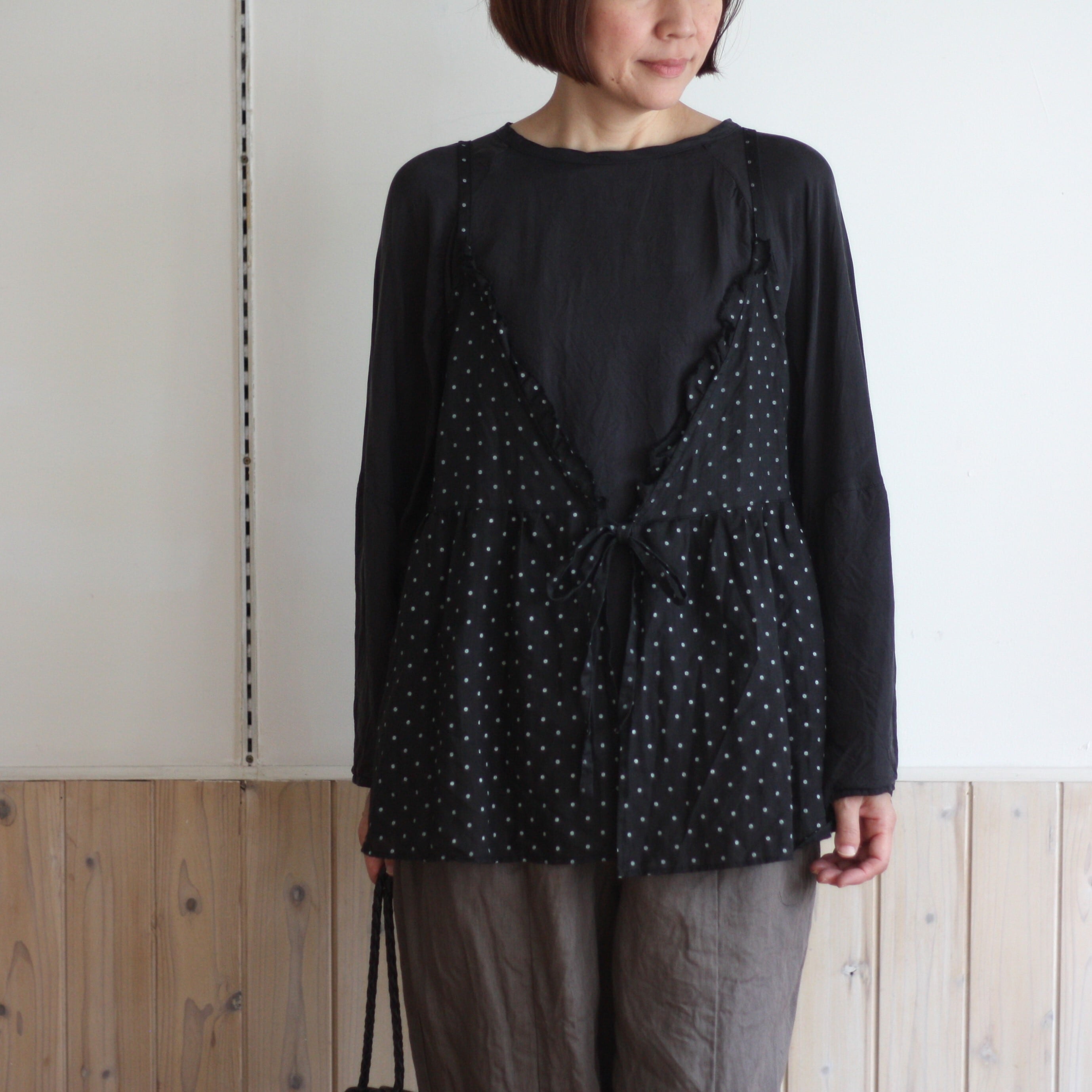 Gauze# ガーゼ オリジナルスモールドットカシュクールキャミソール