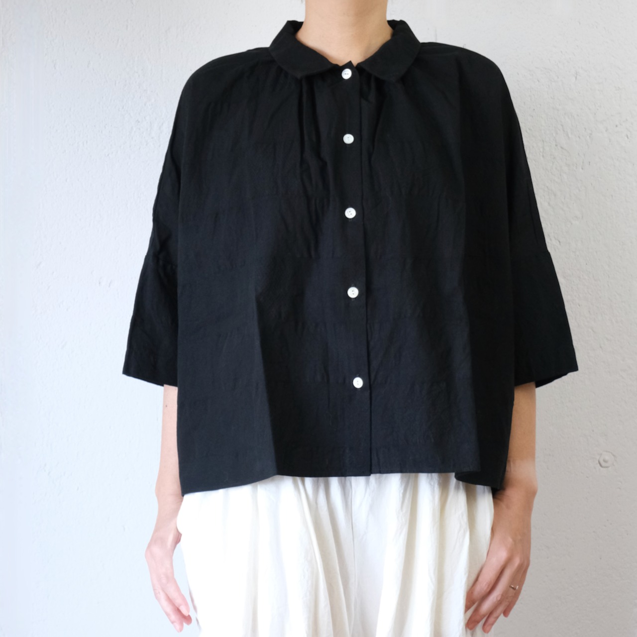 LABORATORY( ラボレイトリー) COTTON JACQUARD ORDINARY WIDE SHIRT BLOUSE LA393(ブラック)