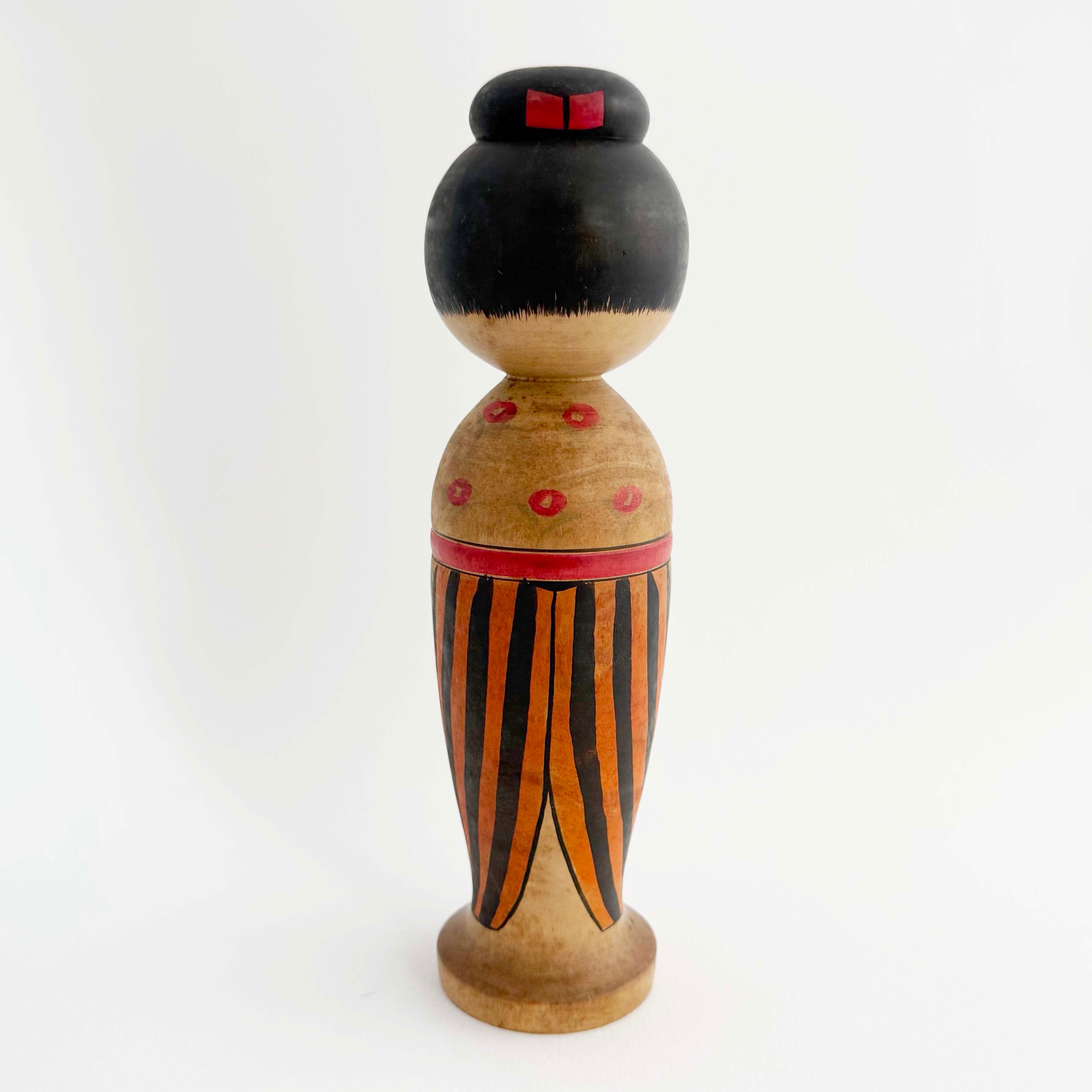 沖縄こけしホルダーin 戦前（昭和17年？）ヴィンテージこけし（弥治郎系 / 蔦作蔵）