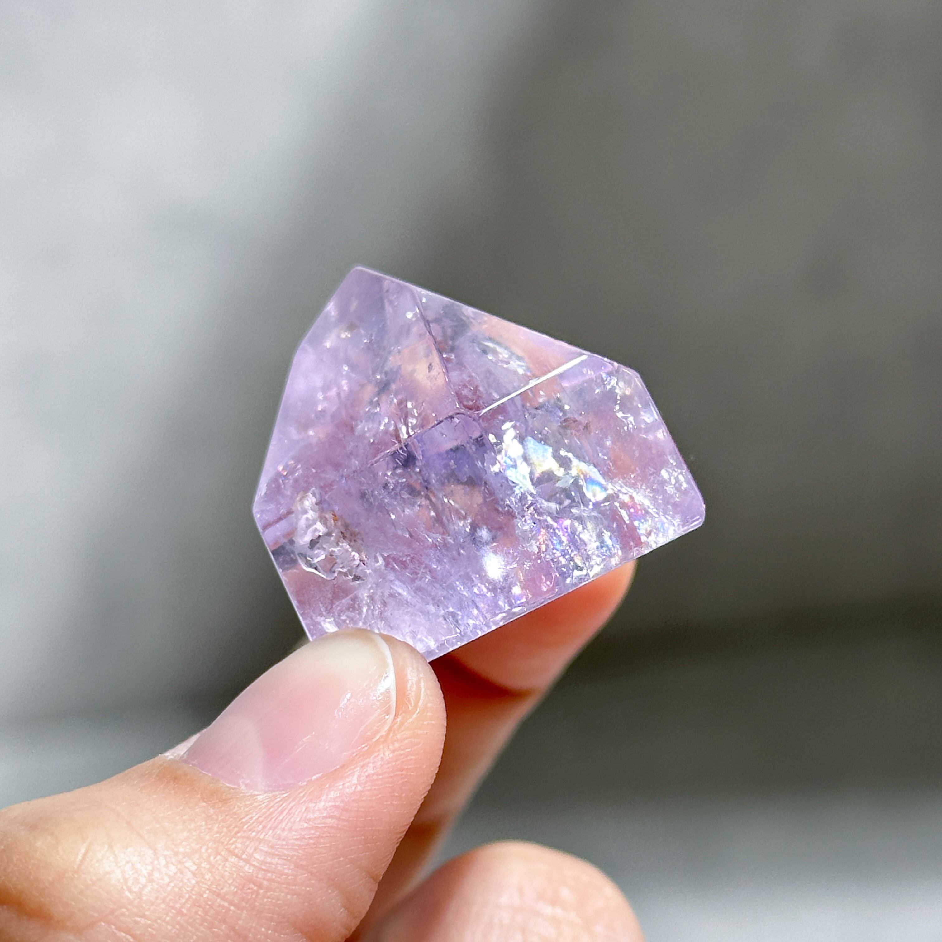 アメジスト タワー44◇ Amethyst Tower ◇天然石・鉱物