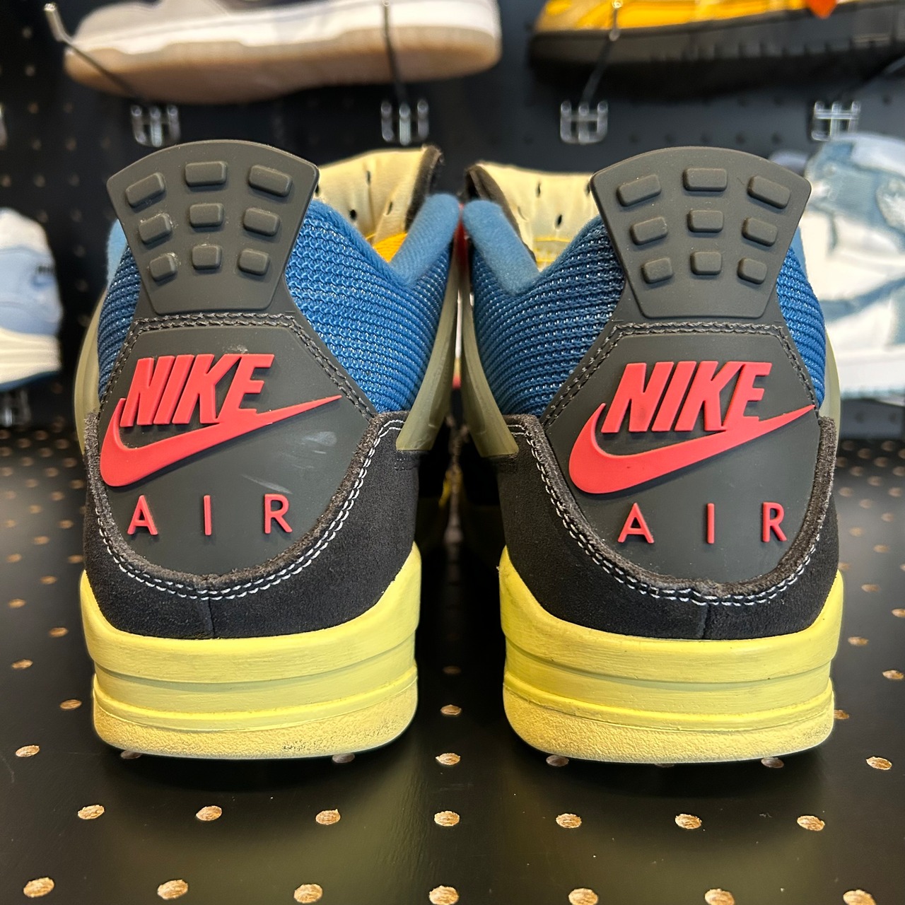 UNION × NIKE AIR JORDAN 4 "OFF NOIR" US8/26cm