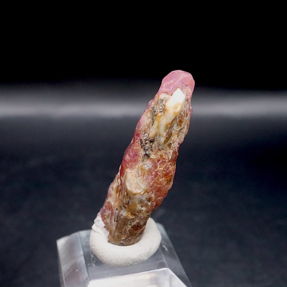 ルビー 原石 パキスタン産 結晶 4.2g RBY039 鉱物 天然石 | 鉱物