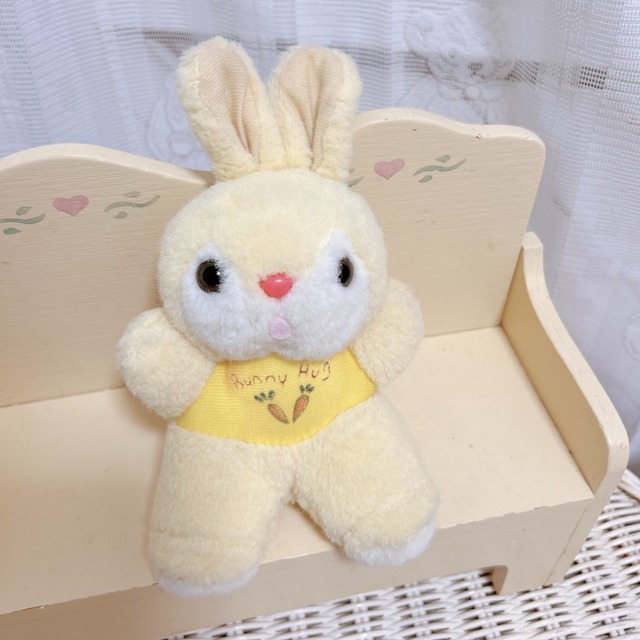 yellow bunnyの画像