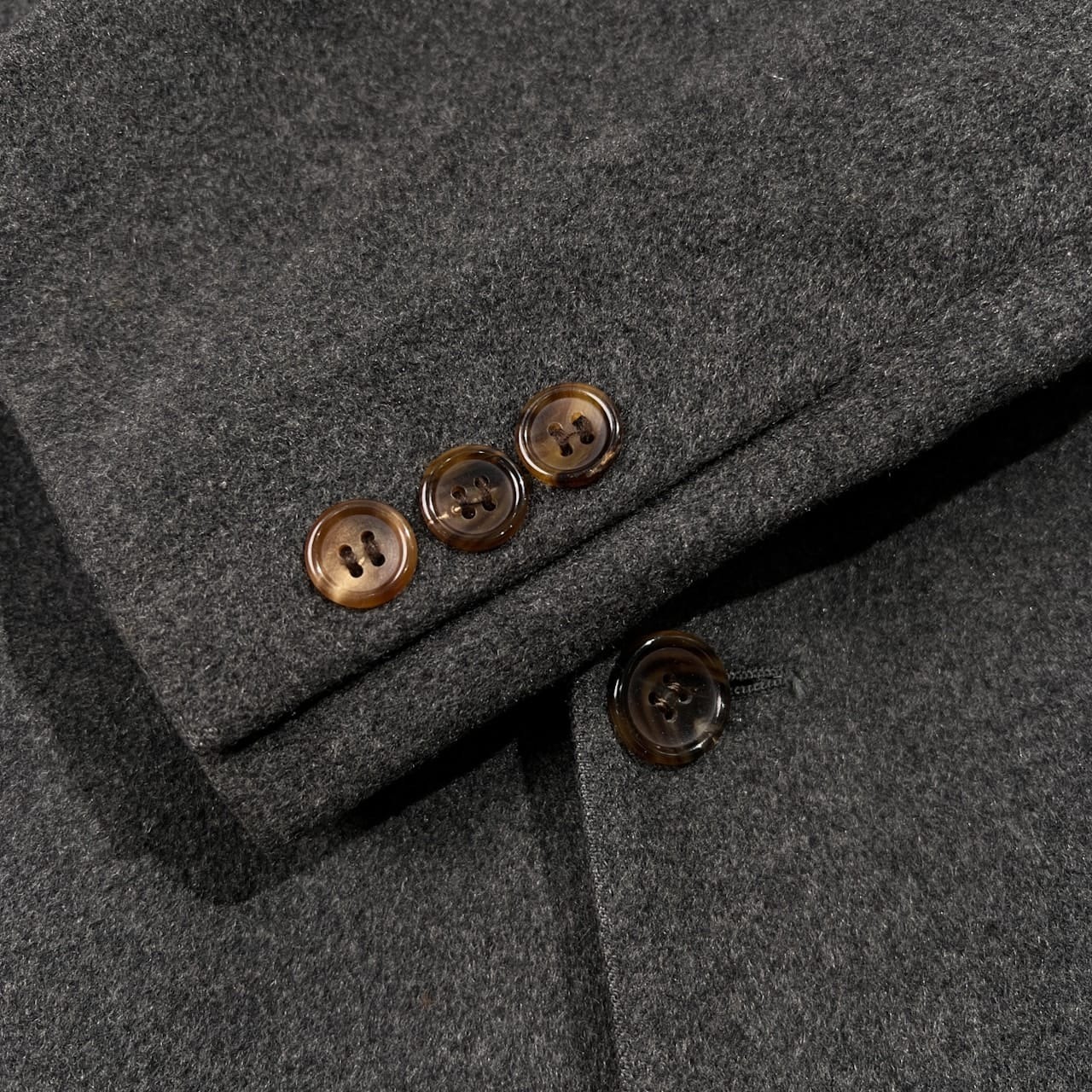 高級 ピュア カシミヤ100% Pure Cashmere テーラードジャケット ブレザー 96AB5(96-86-170) /TOYO KEORI/チャコールグレー/メンズ