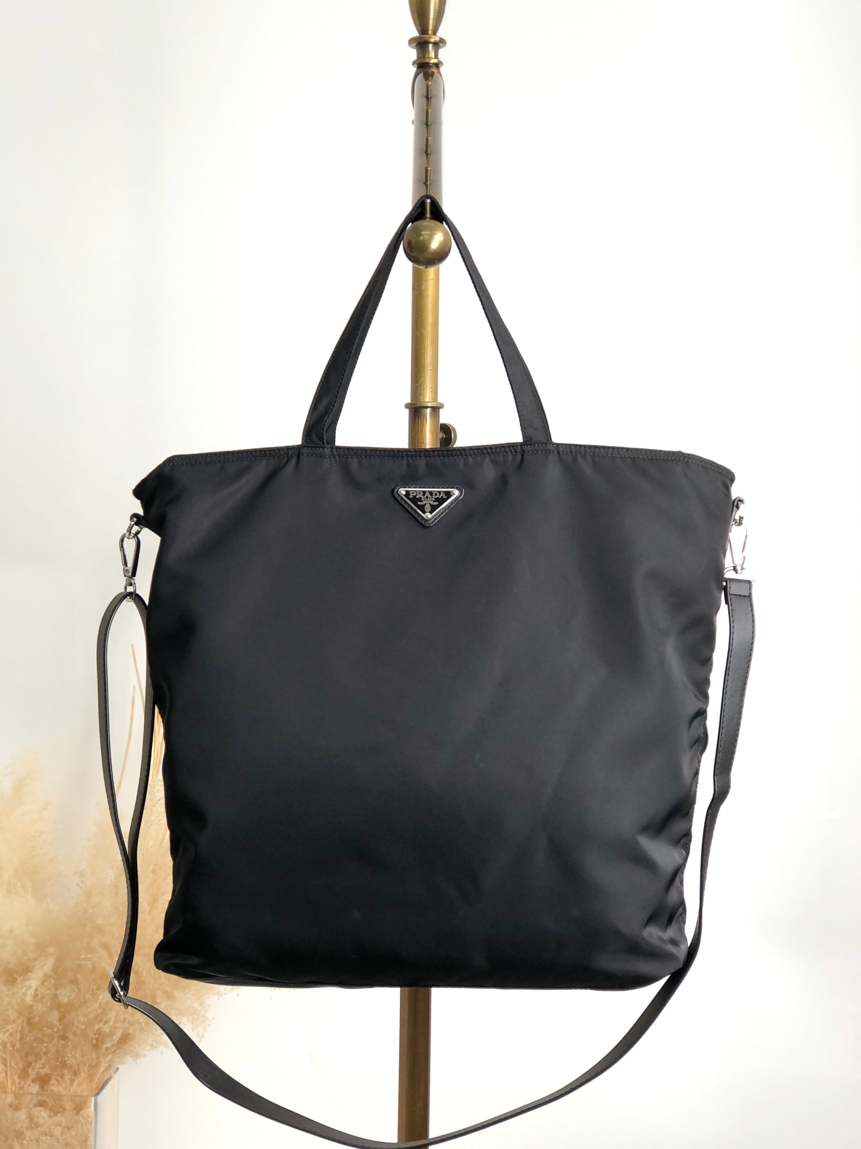 PRADA プラダ ハンドバッグ ブラック トライアングルロゴ ナイロン