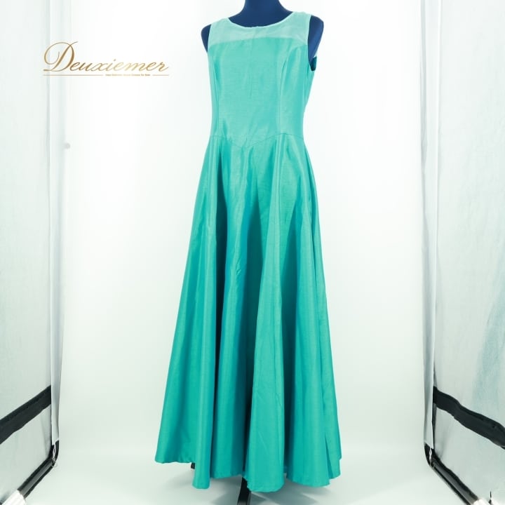 未使用✨️　マーメイドライン　MMJ　ハワイアン　ドレス　フラダンス　ワンピース フラダンス 衣装 ワンピース ドレス グリーン系 マーメイドライン フラ