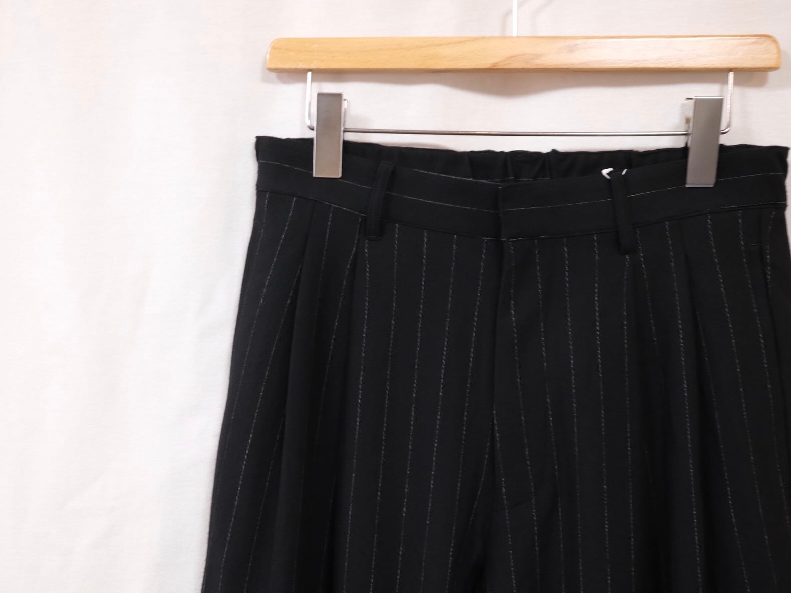 KANEMASA PHIL” 36G Wool Stripe Easy Trousers Black Stripe” | Lapel