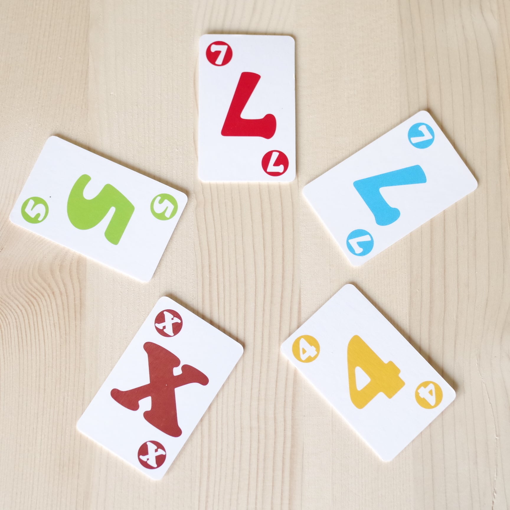 ワームアップ Worm UP!（作：アレックス・ランドルフ） | 木のおもちゃ