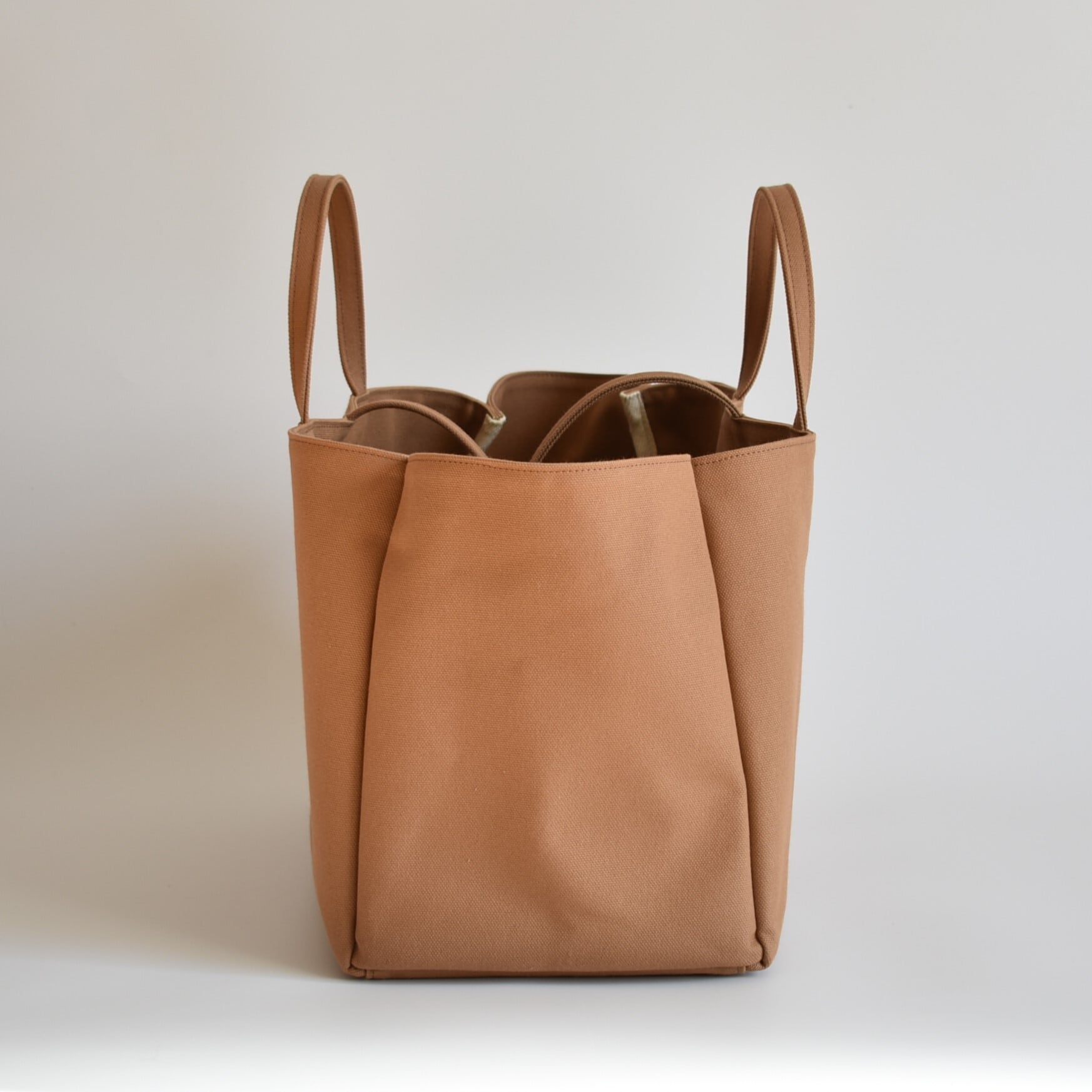 BOX1 TOTE BAG(モカ/ベージュ） | cherie aimer trip（シェリ エメ