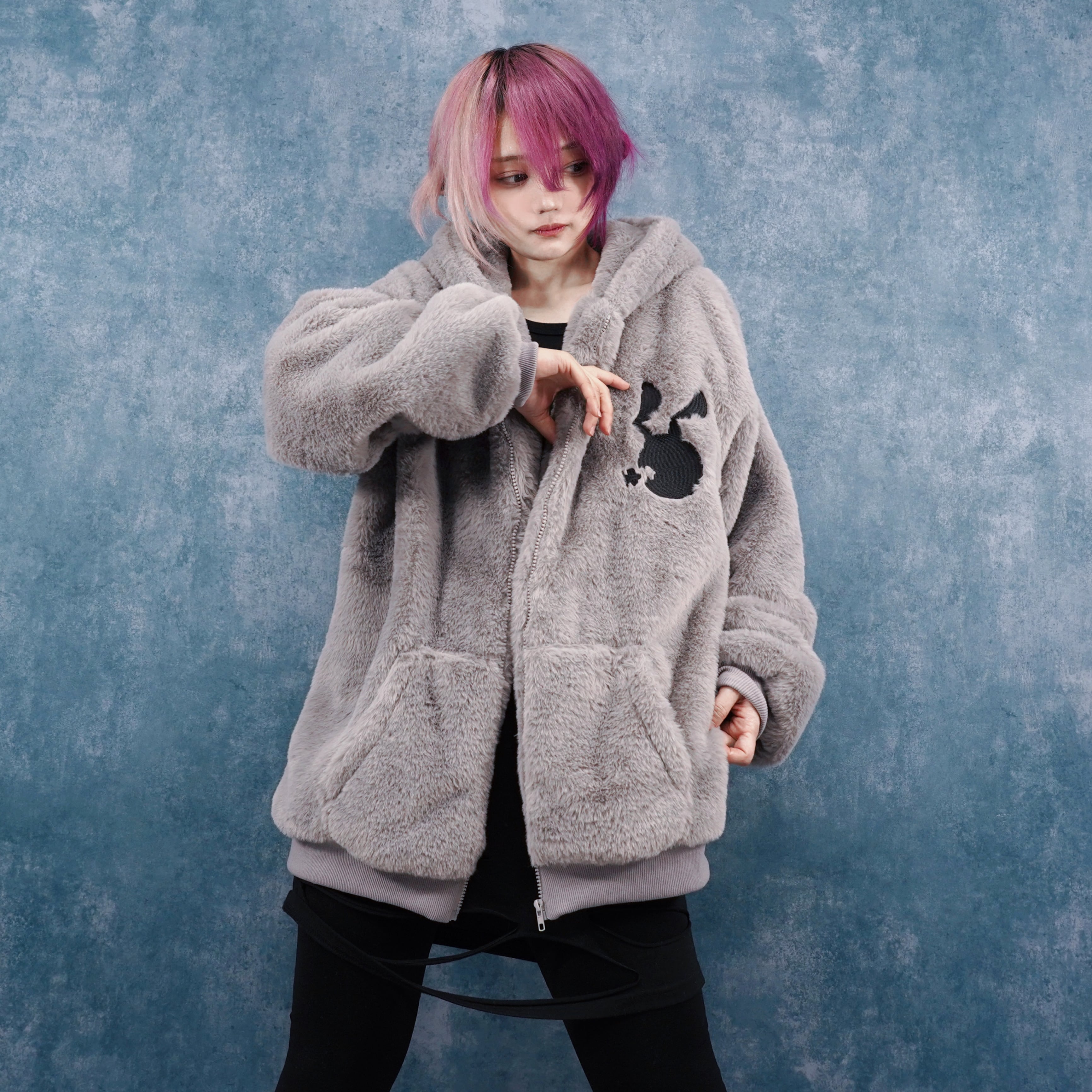 ふわふわグレーZIP OUTER【刺繍デザイン】 | NIER CLOTHING