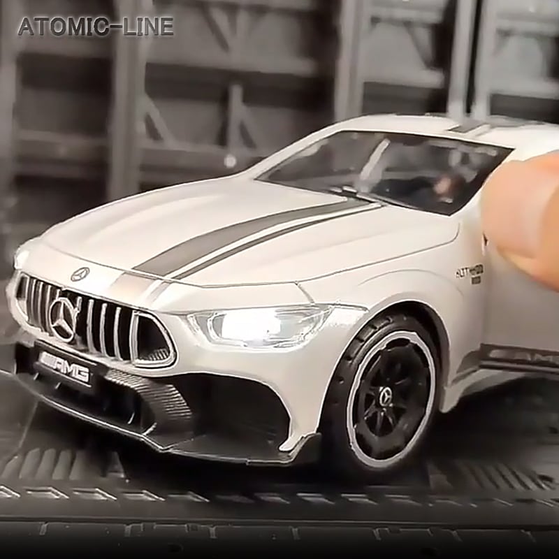 メルセデスベンツ AMG GT63 4ドアクーペ 1/24 ミニカー 全2色 ライト