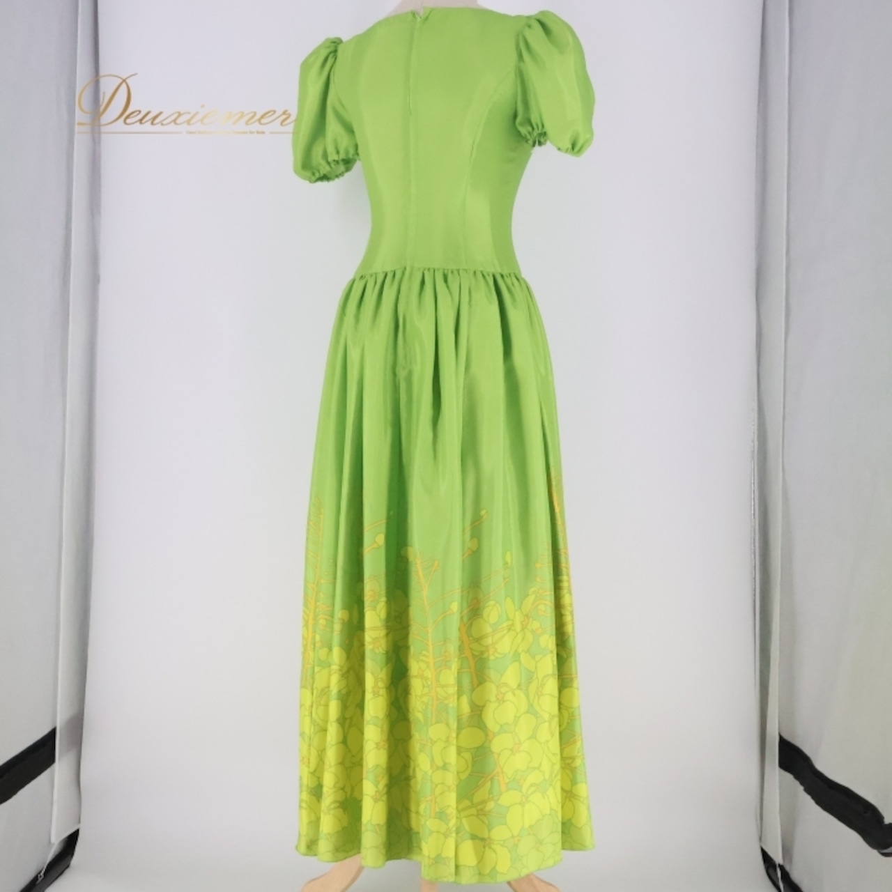 フラダンス 衣装 ワンピース ドレス ココエミリー グリーン系 CoCoEmily 日本製 パフスリーブ イエロー系 グラデーション かわいい 鮮やか 華やか 明るい ハワイアン アロハ ハワイアンプリント フラ ダンス レッスン 練習 明るい印象