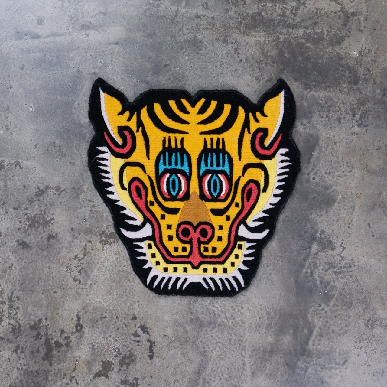 本物 SLOWTIGERスロータイガー正規品 チベタンタイガー ウール 黄色 Tibetan Tiger Rug 《Only Face L・ウール・シグネチャーイエロー003