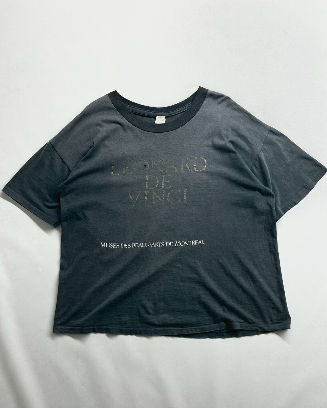 90s LEONARD DE VINCI Sun Faded Print Tee